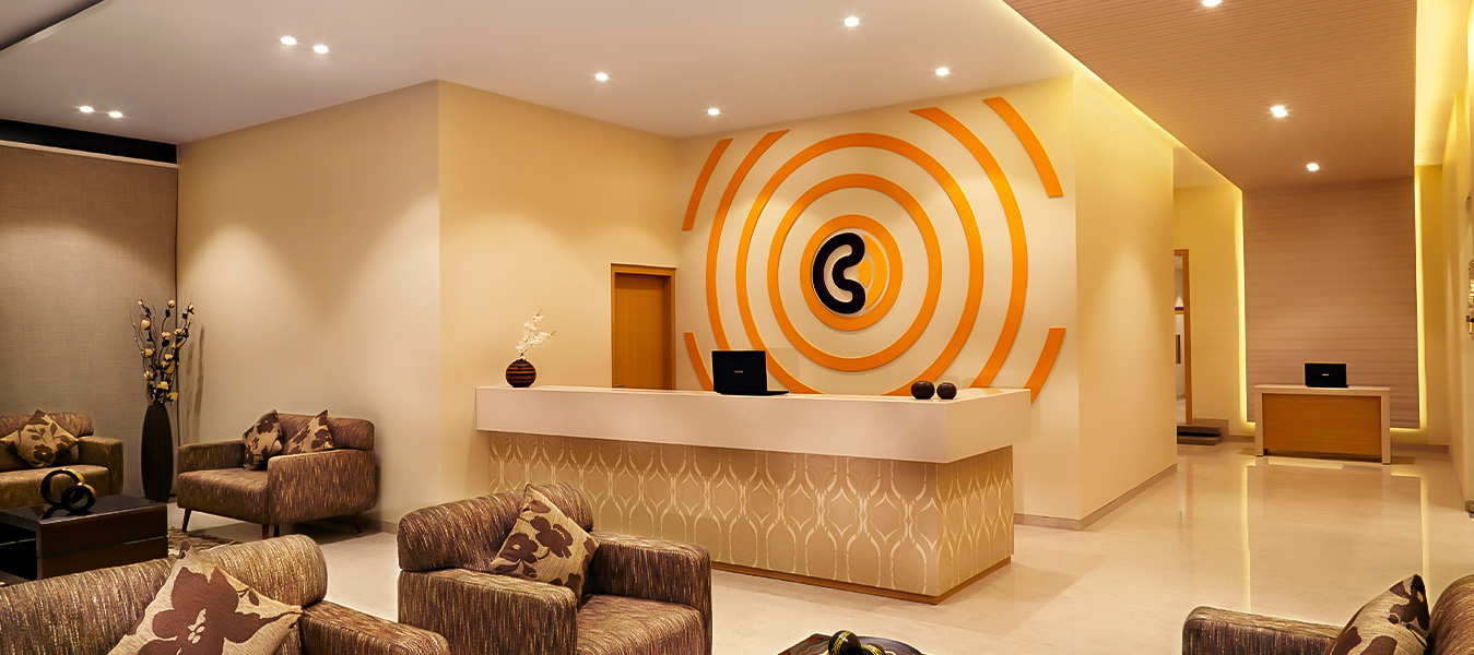 Prime Location: Conveniently situated within the Junagadh Railway Compound and only a kilometre from the Junagadh Bus Station.